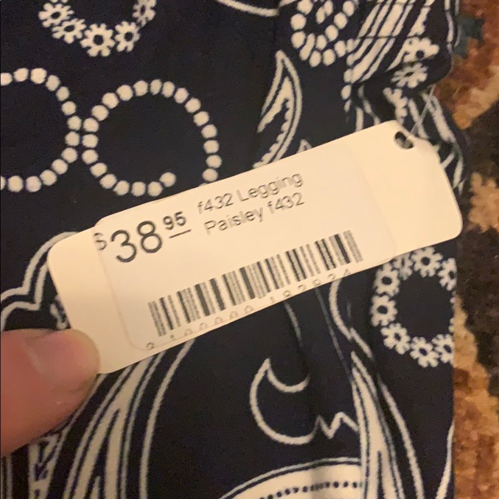 Trader Ricks Leggings NWT OS - Picture 3 of 5